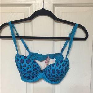 Victoria's Secret PINK Push Up Bra